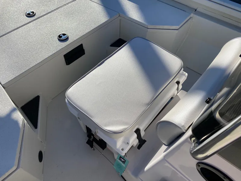 Slide: The Image of 2024 Ranger Boats RB200 - 17