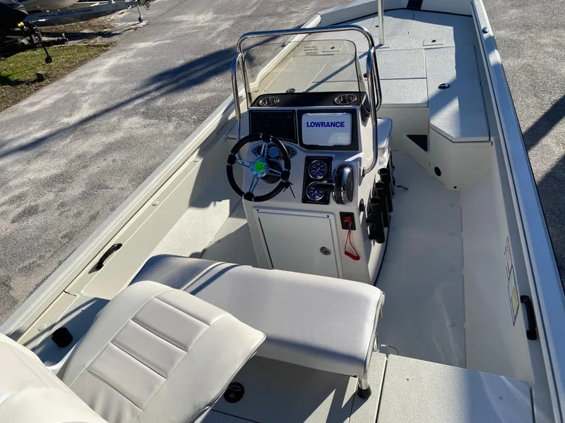 Slide: The Image of 2024 Ranger Boats RB200 - 9