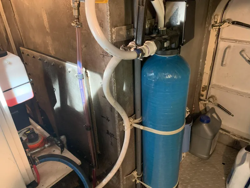 Slide: The Image of Gladding Hearn Hunt Designed 60 1986 - 117