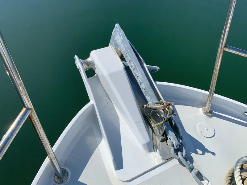 Slide: The Image of Anchor setup on 1986 Gladding Hearn Hunt Designed 60 boat. - 12