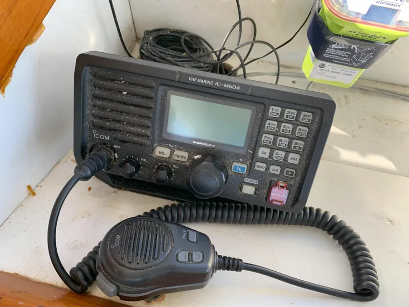 Slide: The Image of VHF marine radio IC-M504 on a Gladding Hearn Hunt Designed 60 boat, 1986 model. - 26