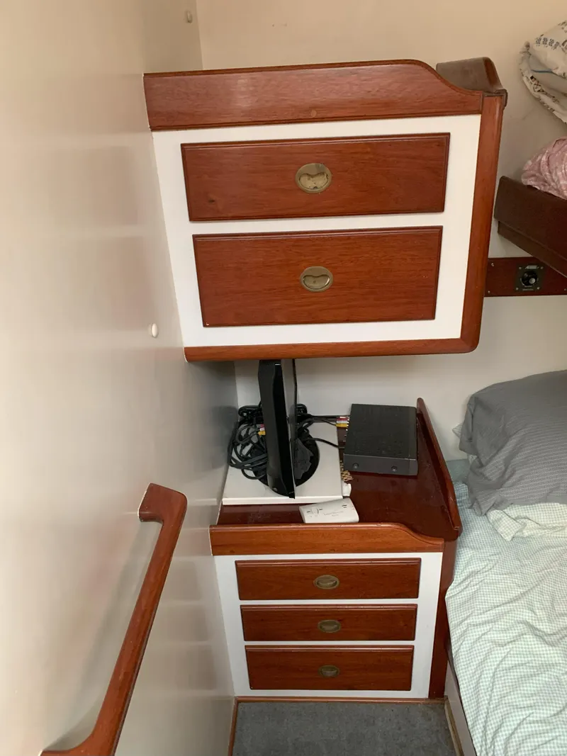 Slide: The Image of Gladding Hearn Hunt Designed 60 1986 - 72