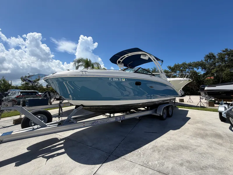 The Image of Sea Ray 270 SDX OB 2022 - 0
