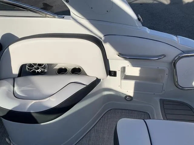 Slide: The Image of Crownline Boats 260 SS 2024 - 19