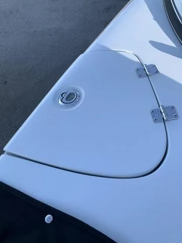 Slide: The Image of Crownline Boats 260 SS 2024 - 22