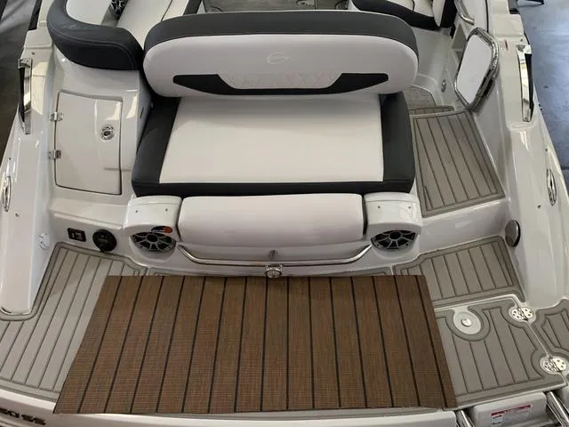 Slide: The Image of Crownline Boats 260 SS 2024 - 35