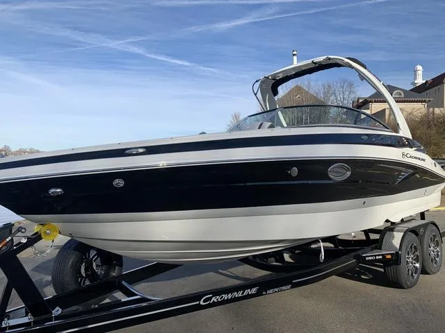 Slide: The Image of Crownline Boats 260 SS 2024 - 7