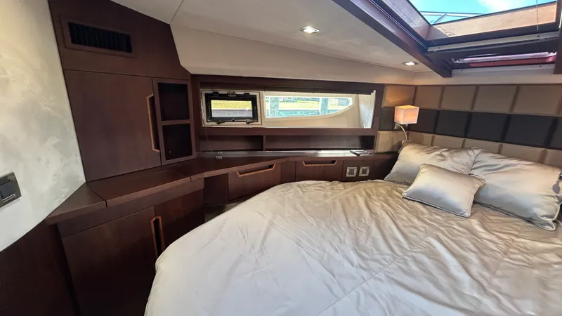 Slide: The Image of Galeon 430 HTC 2018 - 43