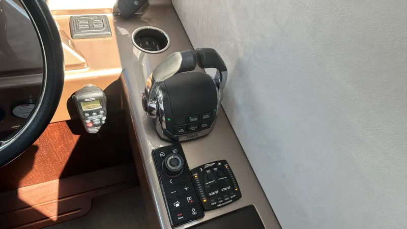 Slide: The Image of Galeon 430 HTC 2018 - 37