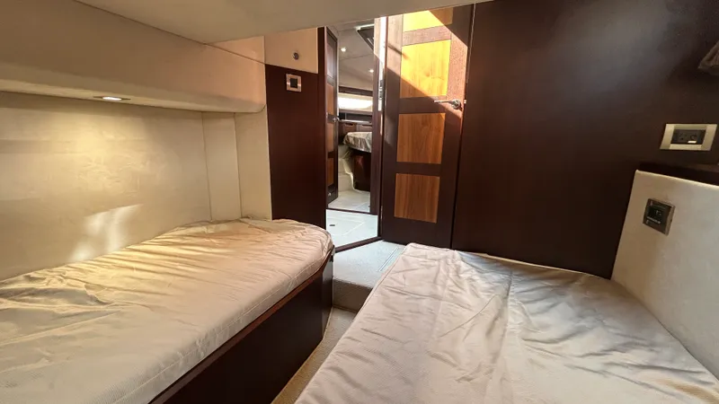 Slide: The Image of Galeon 430 HTC 2018 - 54
