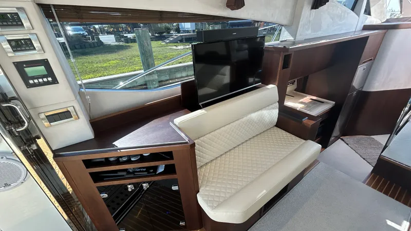 Slide: The Image of Galeon 430 HTC 2018 - 19