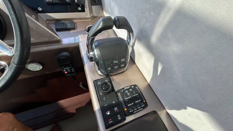 Slide: The Image of Galeon 430 HTC 2018 - 36