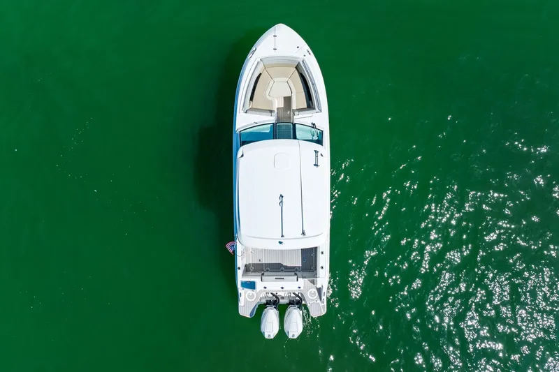 Slide: The Image of Boston Whaler 280 VANTAGE 2022 - 29