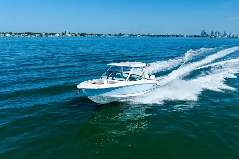 Slide: The Image of Boston Whaler 280 VANTAGE 2022 - 4