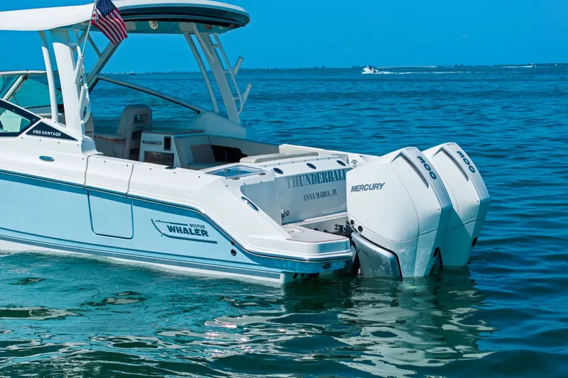 Slide: The Image of Boston Whaler 280 VANTAGE 2022 - 21