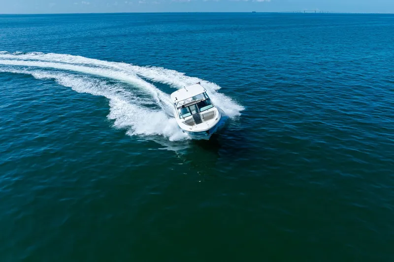 Slide: The Image of Boston Whaler 280 VANTAGE 2022 - 9