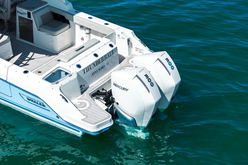 Slide: The Image of Boston Whaler 280 VANTAGE 2022 - 19