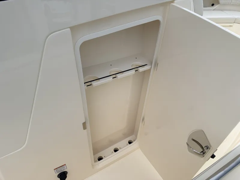 Slide: The Image of Scout 288 LXF 2027 - 26