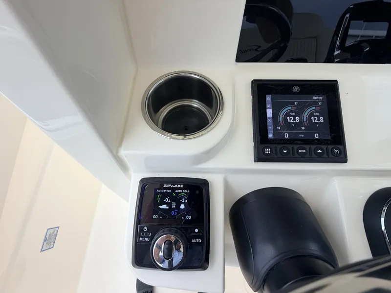 Slide: The Image of Scout 288 LXF 2027 - 13