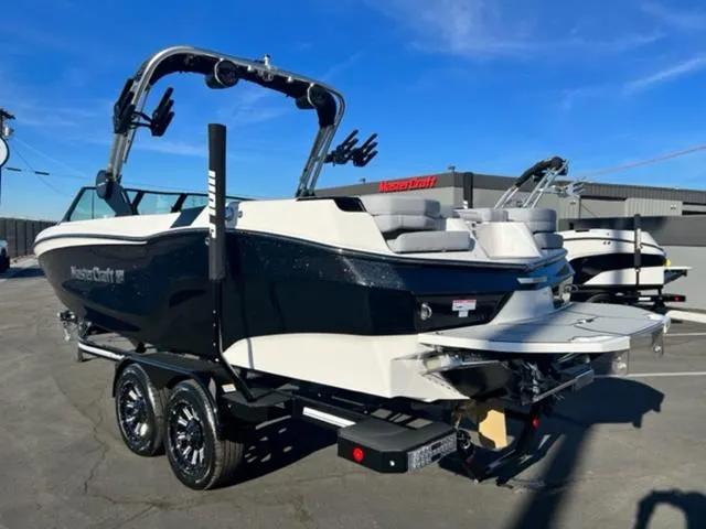 Slide: The Image of MasterCraft XT24 2024 - 7