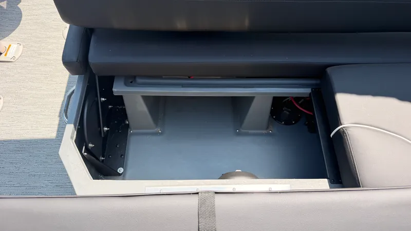 Slide: The Image of Sylvan MIRAGE X3 DLZ BAR 2026 - 52