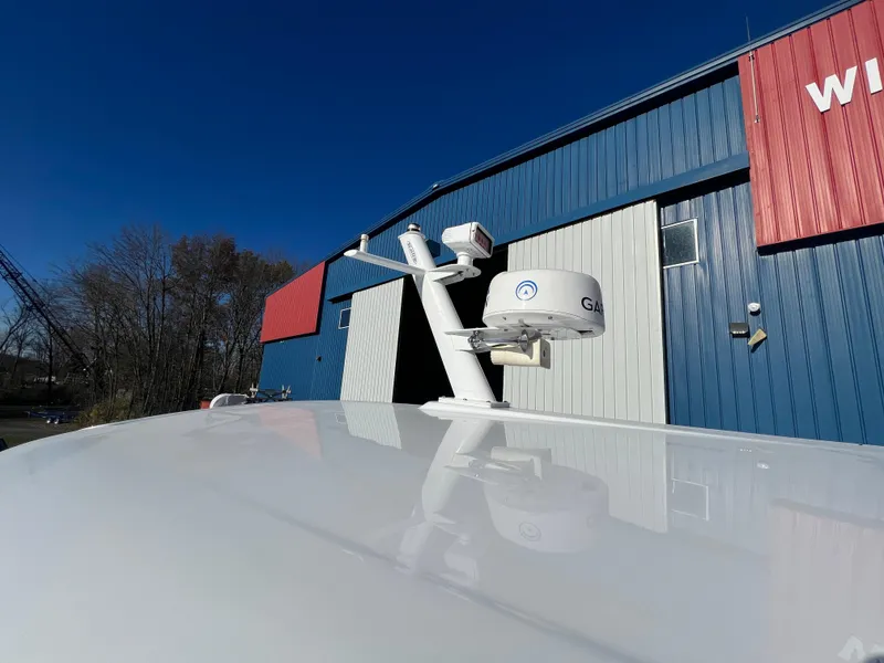 Slide: The Image of Radar and antenna on a 2017 Back Cove Downeast 37 boat. - 18