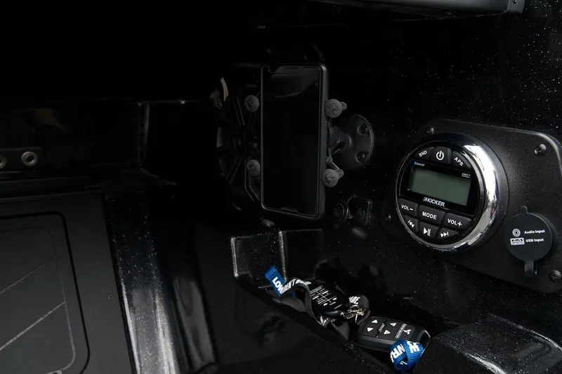 Slide: The Image of Nitro ZV20 Pro 2024 - 41