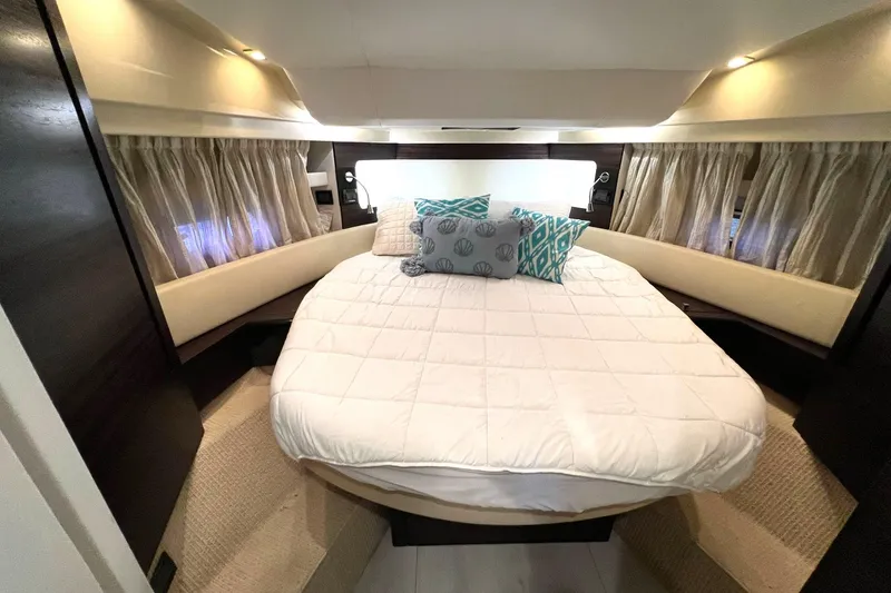 Slide: The Image of Azimut 40S 2013 - 3