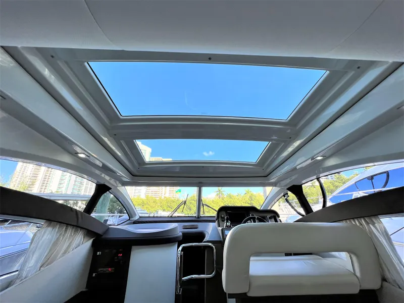 Slide: The Image of Azimut 40S 2013 - 8