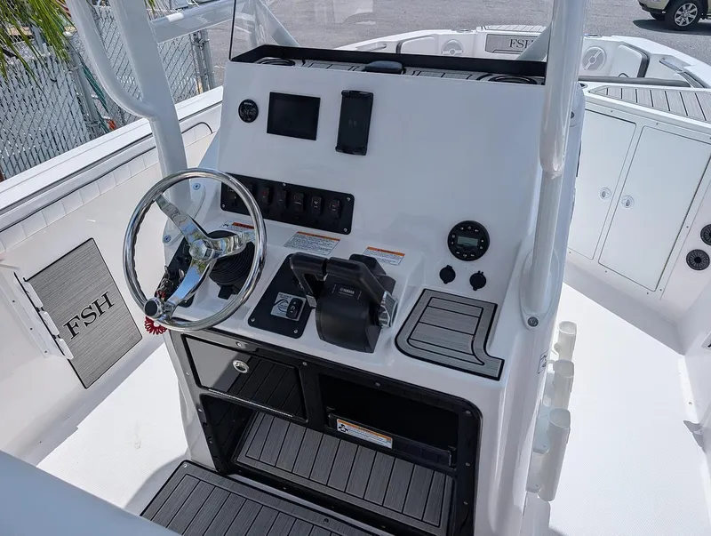 Slide: The Image of Yamaha 222 FSH Sport 2024 - 12