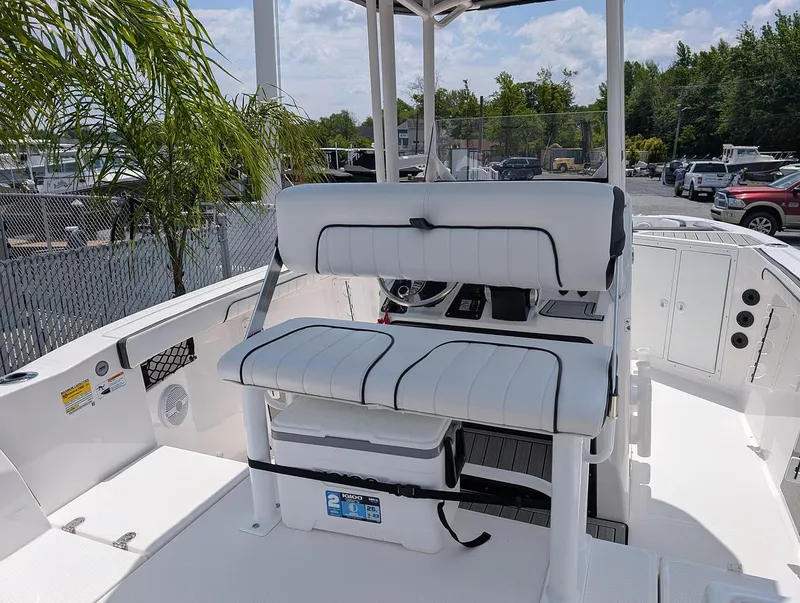 Slide: The Image of Yamaha 222 FSH Sport 2024 - 13