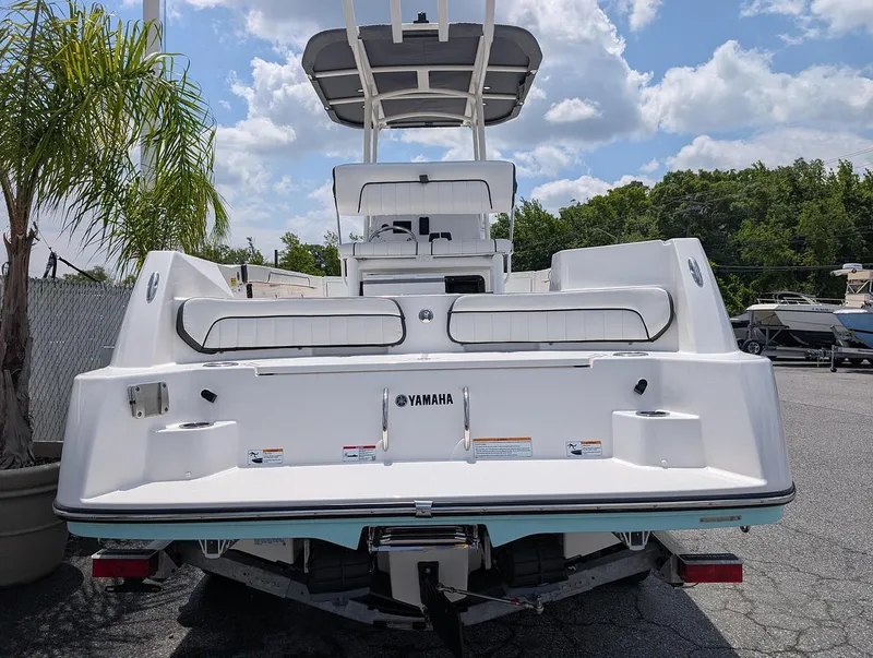 Slide: The Image of Yamaha 222 FSH Sport 2024 - 5