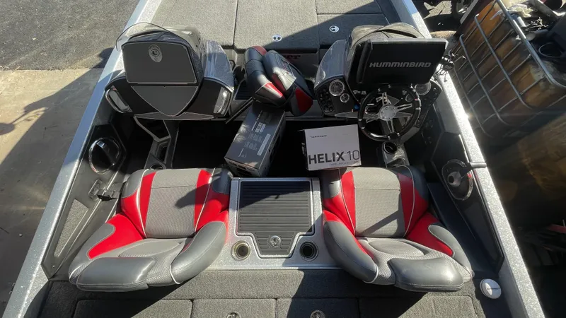 Slide: The Image of Ranger Z519C 2018 - 12