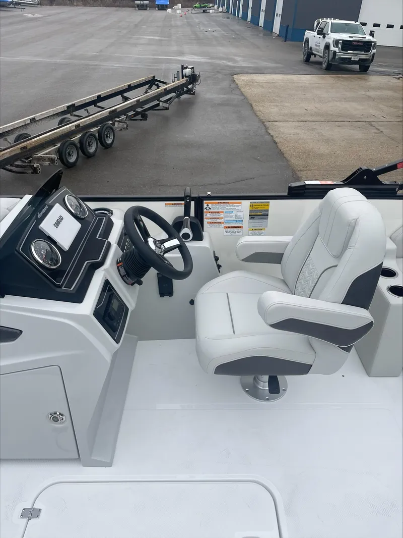 Slide: The Image of Hurricane FD2360SFL-OB 2024 - 5