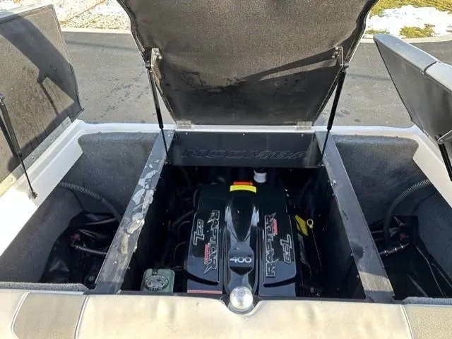 Slide: The Image of 2018 Moomba Mojo engine compartment with Raptor 6.2L engine, open hatch view. - 17