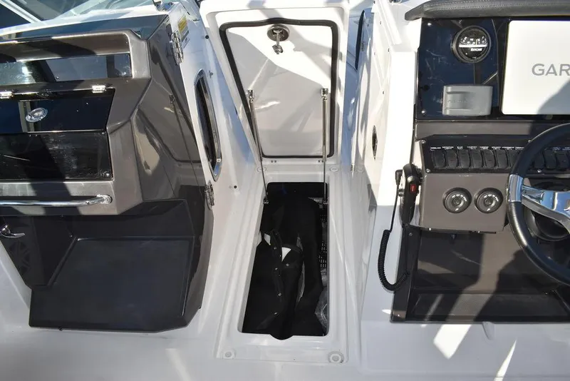 Slide: The Image of Blackfin 252 DC 2024 - 54