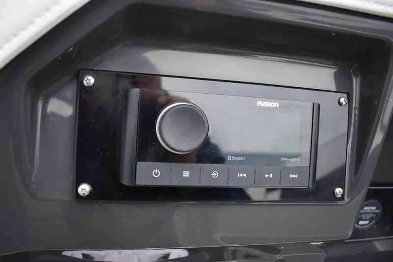 Slide: The Image of Fusion audio system in 2024 Monterey 275SS boat. - 40