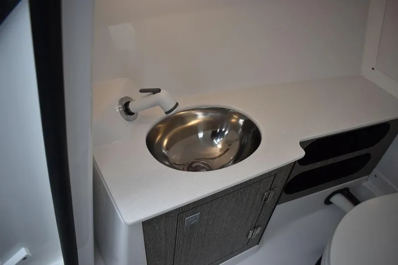 Slide: The Image of Monterey 275SS Super Sport 2024 - 67