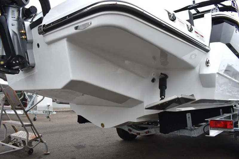 Slide: The Image of Monterey 275SS Super Sport 2024 - 94