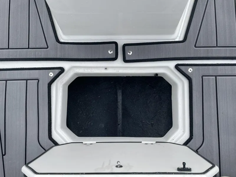 Slide: The Image of Starcraft SVX 211 OB CC 2024 - 15