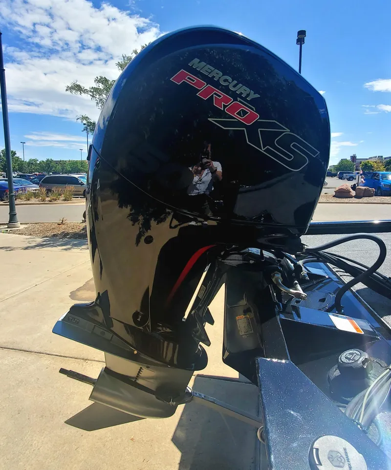 Slide: The Image of 2024 Tracker Pro Team 195 TXW Tournament Edition with Mercury Pro XS outboard motor. - 5