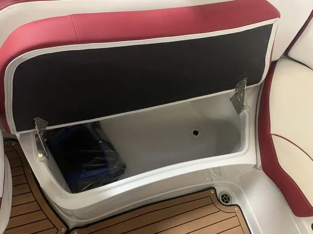 Slide: The Image of Crownline Boats 270 SS 2024 - 18