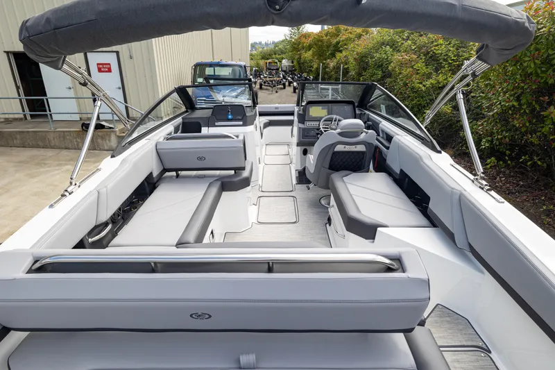 Slide: The Image of Cobalt R6 2024 - 3