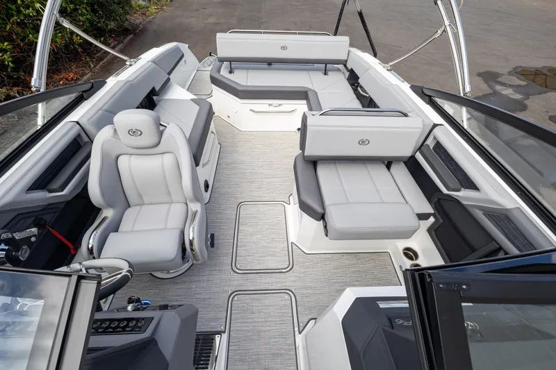 Slide: The Image of Cobalt R6 2024 - 9