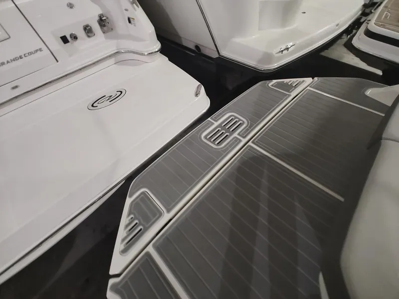 Slide: The Image of 2023 Sea Ray 320 Sundancer swim platform and deck details. - 18