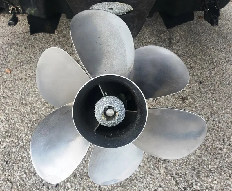 Slide: The Image of Counter rotating SST props - 19