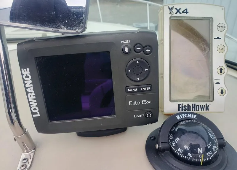 Slide: The Image of Lowrance Elite 5x Fishfinder - 23