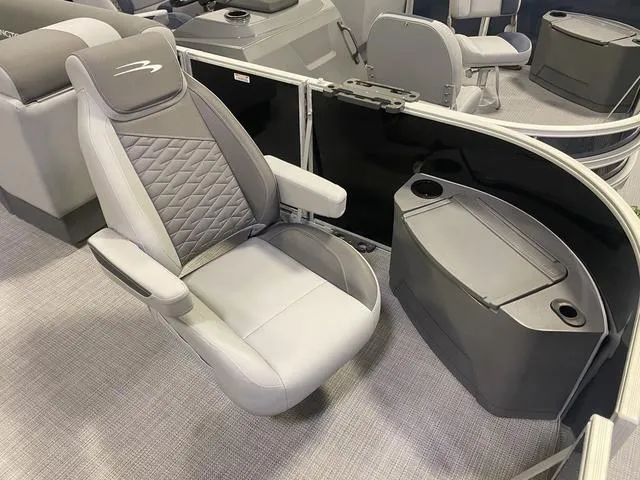 Slide: The Image of Bennington S Fishing 20 SF Pontoon 2024 - 3