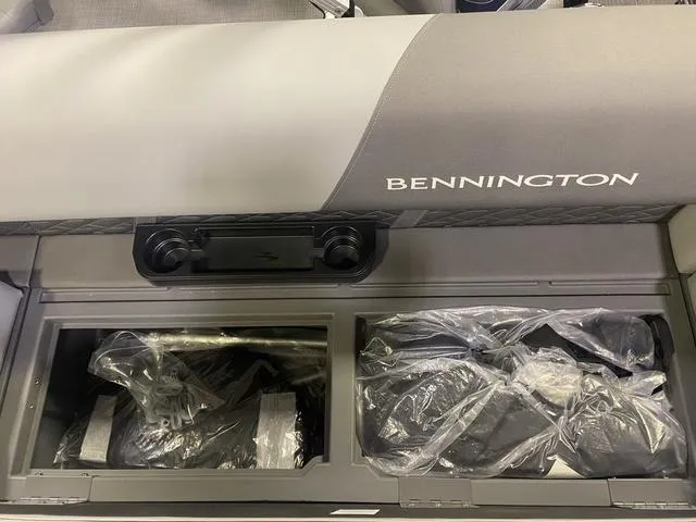 Slide: The Image of Bennington S Fishing 20 SF Pontoon 2024 - 12