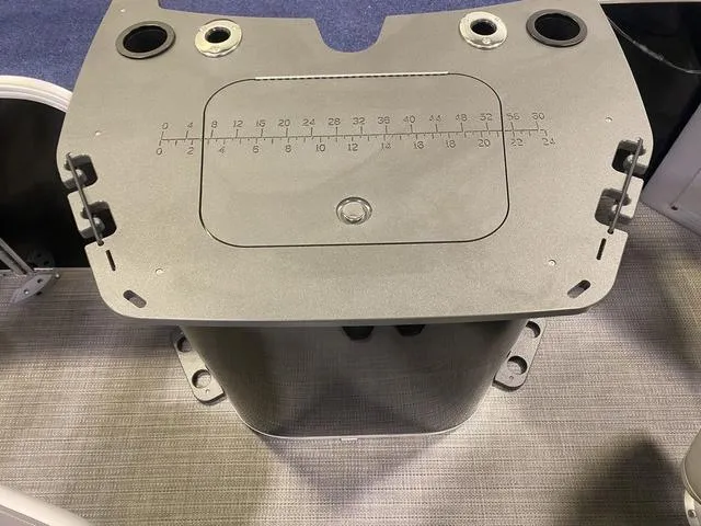 Slide: The Image of Bennington S Fishing 20 SF Pontoon 2024 - 16